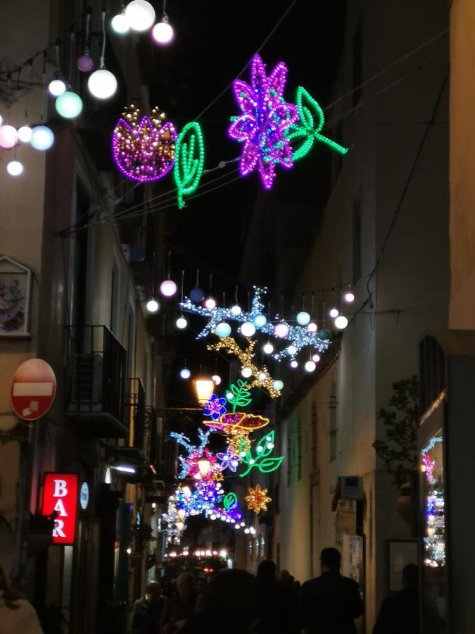 Appartamento Le 13 Fontane Salerno Esterno foto