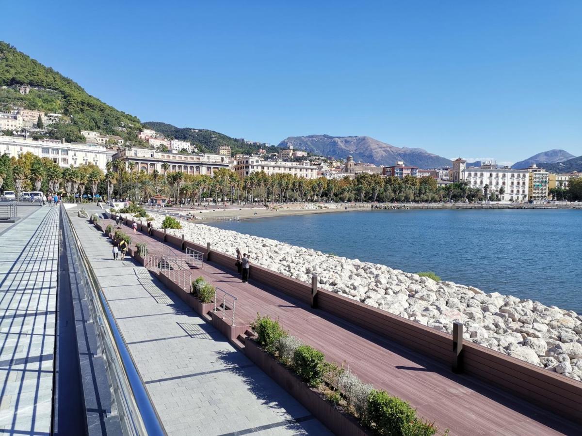 Appartamento Le 13 Fontane Salerno Esterno foto