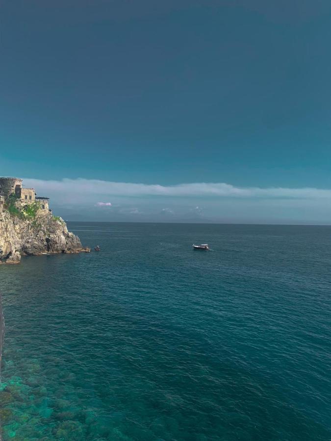 Appartamento Le 13 Fontane Salerno Esterno foto