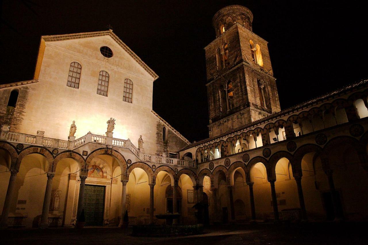 Appartamento Le 13 Fontane Salerno Esterno foto