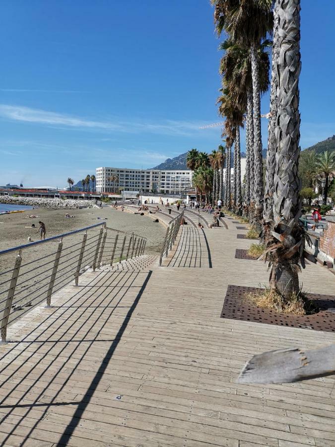 Appartamento Le 13 Fontane Salerno Esterno foto